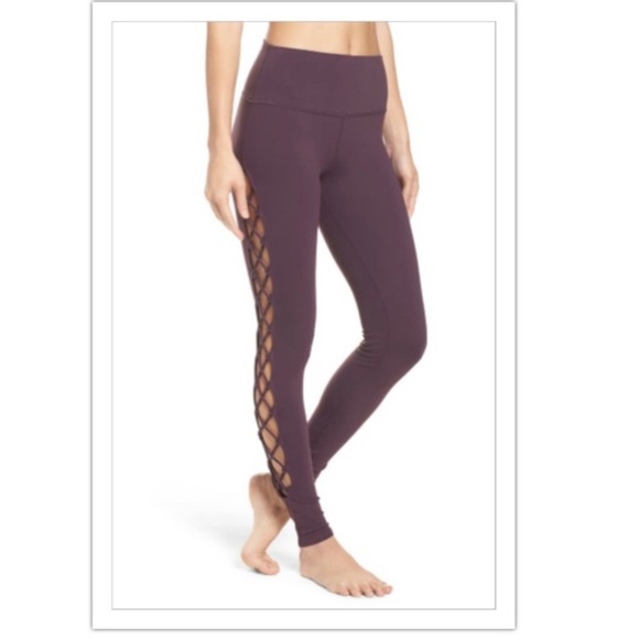 alo interlace leggings